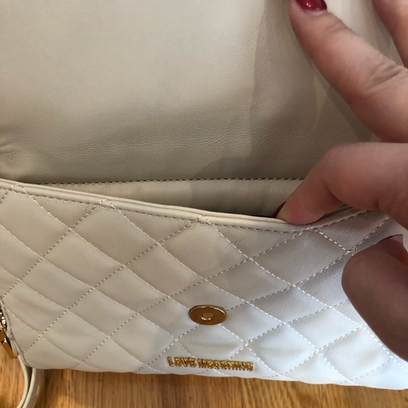 Love Moschino Cream Shoulder Bag - Picture 7 of 8